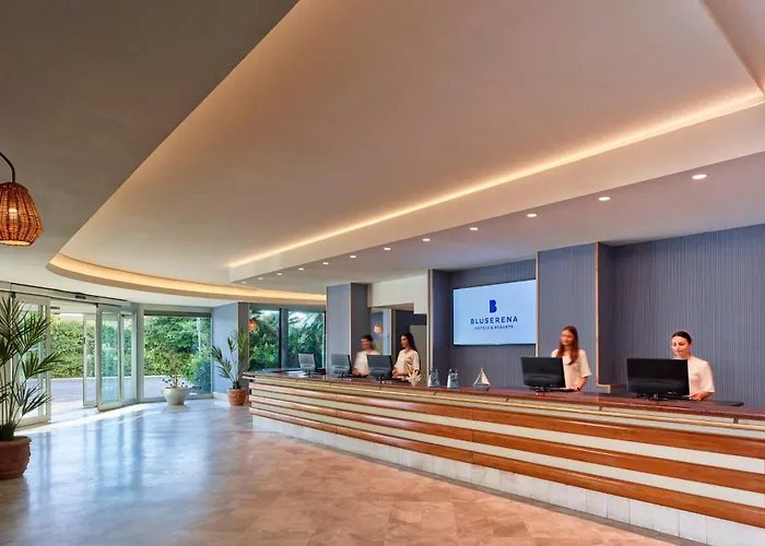 Serena Majestic 4* Монтесильвано