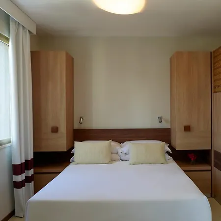 Serena Majestic מלון דירות