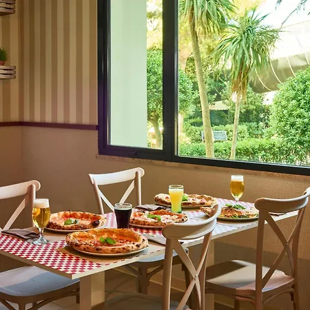 Appart hôtel Serena Majestic 4*