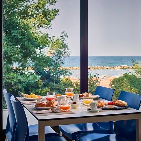 Appart hôtel Serena Majestic 4*